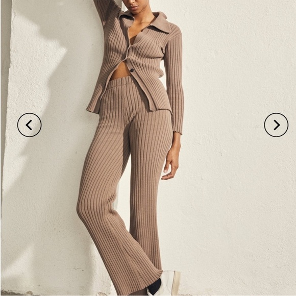 NWT Alohas Nutmeg Ribbed Knit Cardigan in Small - Picture 2 of 8